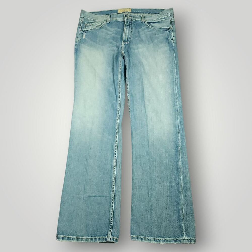 BKE Buckle Jeans Mens 36x32 Cole Bootcut Baggy Whiskering Distressed Light Wash